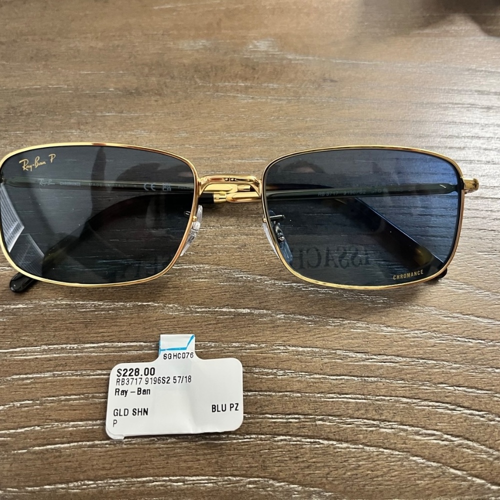 Ray bans - Picture 2 of 4